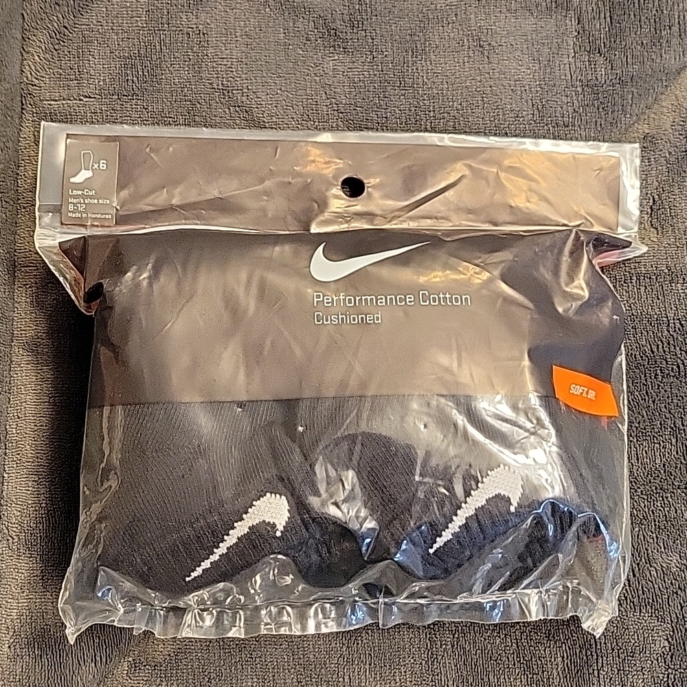 Nike low cut socks